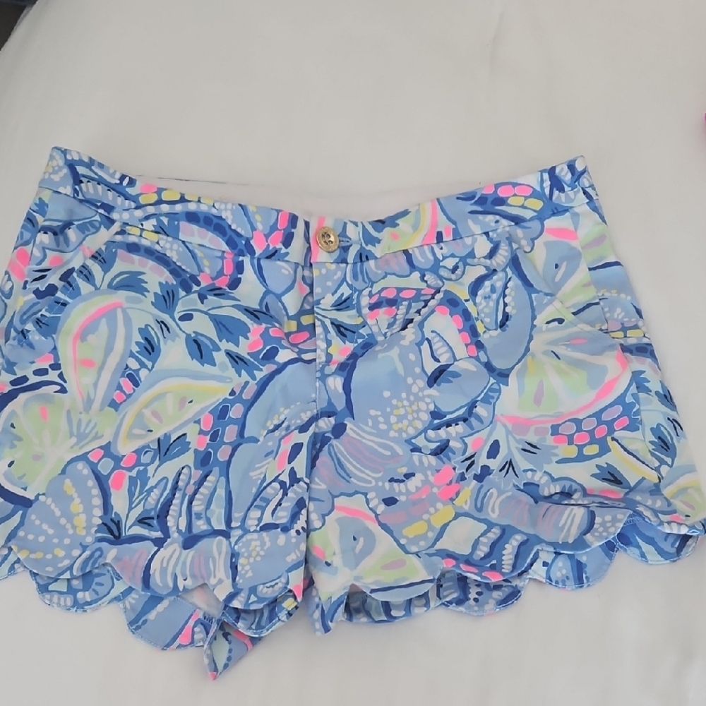 Lilly Pulitzer Buttercup Stretch Shorts